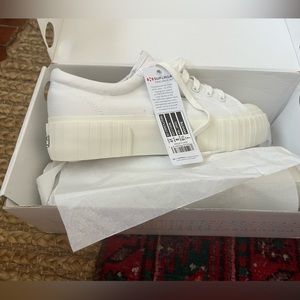 SUPERGA PLATFORM SNEAKERS NWT 9.5
